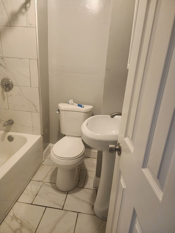 Building Photo - 10-12-12 Michigan Ave