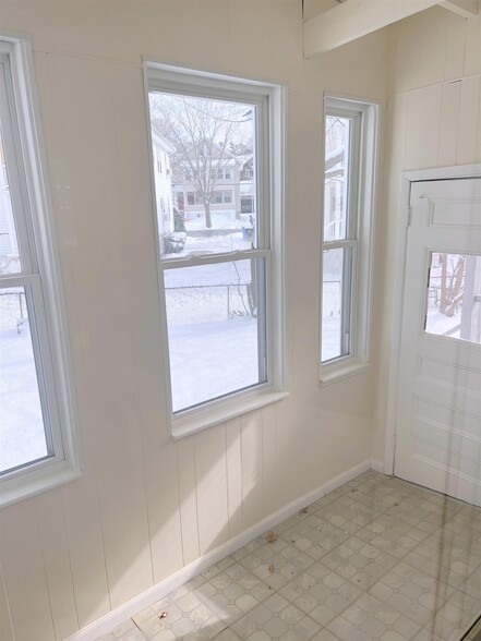 Building Photo - 44 Wilson Ave