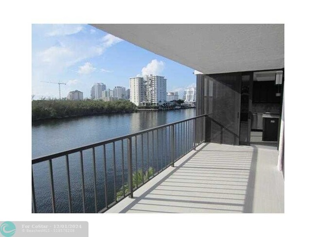 Building Photo - 936 Intracoastal Dr