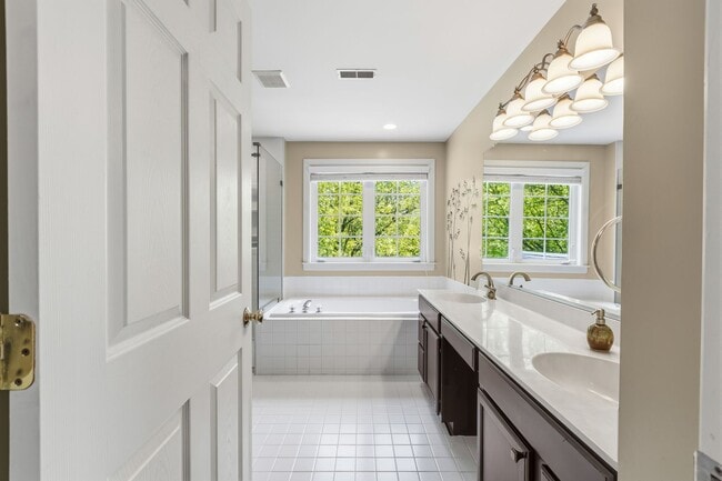 Building Photo - Woods at Louviers Colonial - Available June 1