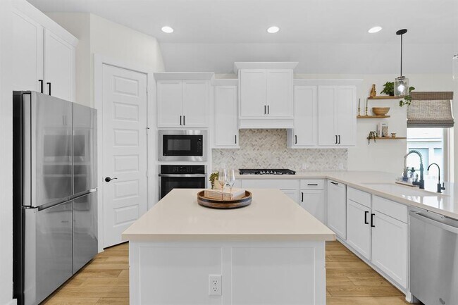 Building Photo - 378 Carpenter Hill Dr