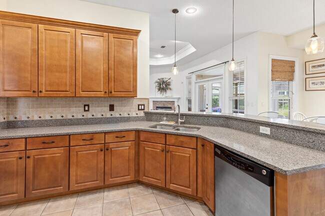 Building Photo - 2899 Chanterelle Cove