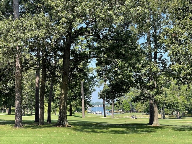 Building Photo - 12900 Walden Rd