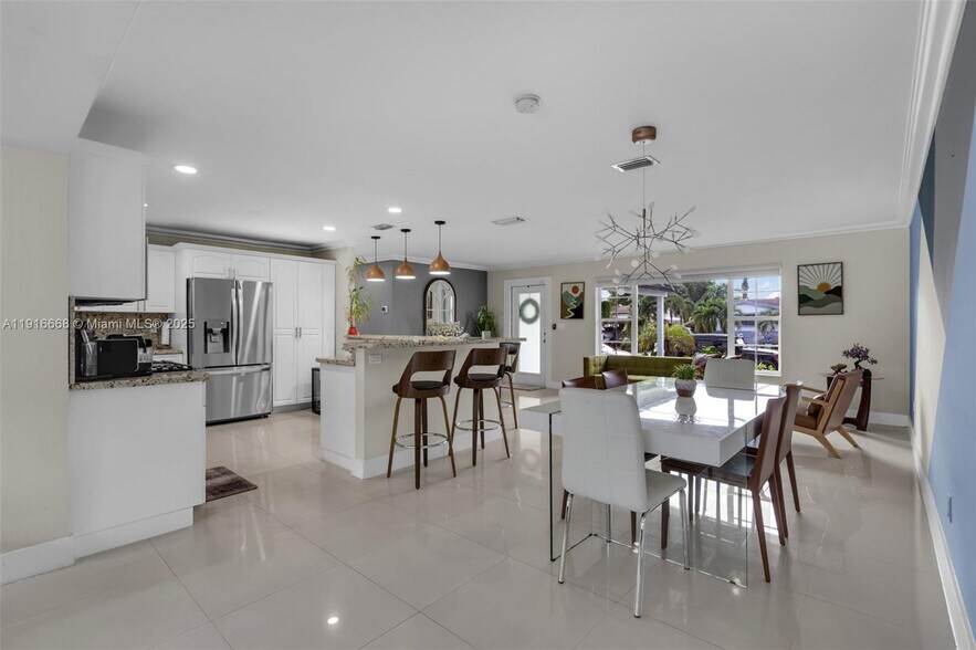 Building Photo - 1815 SW 85th Ct