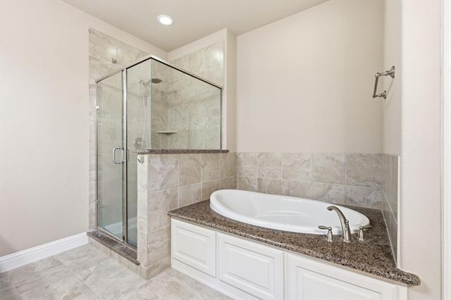 Building Photo - 814 Milton Way