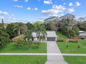 Building Photo - 280 Sulky Way
