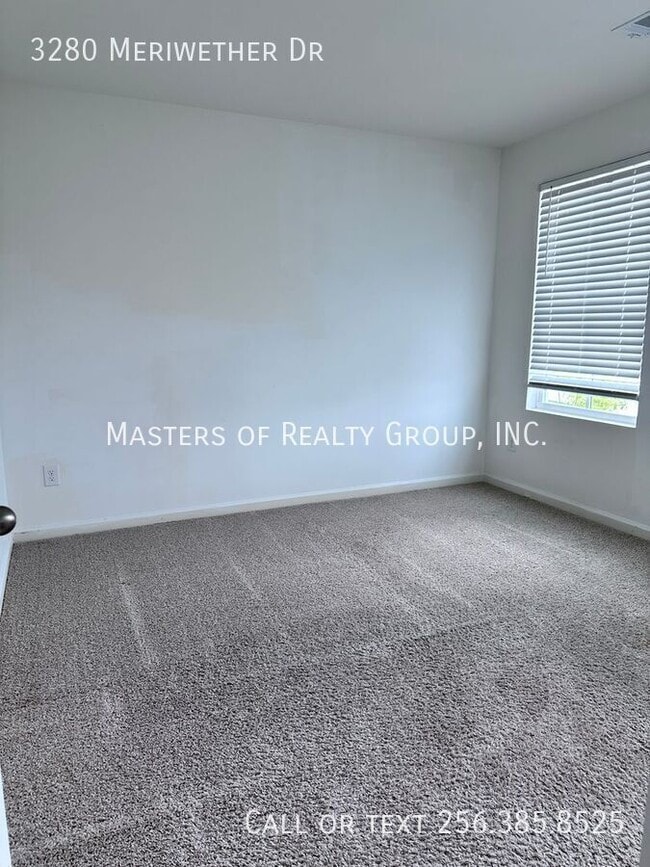 Building Photo - 3280 Meriwether Dr