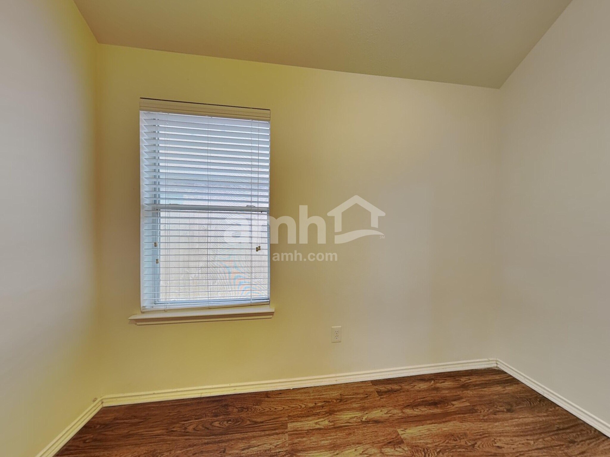 Building Photo - 10019 Blissful Valley Ln