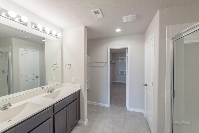 Building Photo - 29526 Patricias Wy