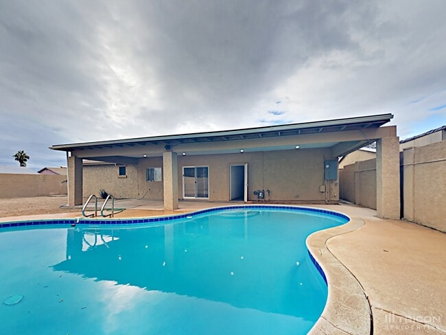 Building Photo - 7302 W Heatherbrae Dr
