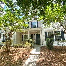 Building Photo - 223 Station Mill Blvd