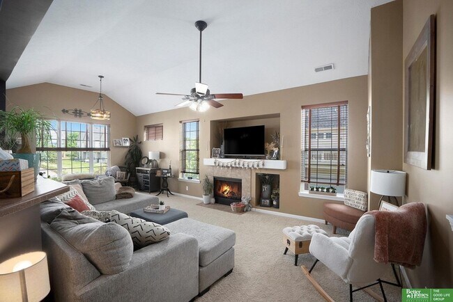 Building Photo - 14008 Tregaron Ridge Ave