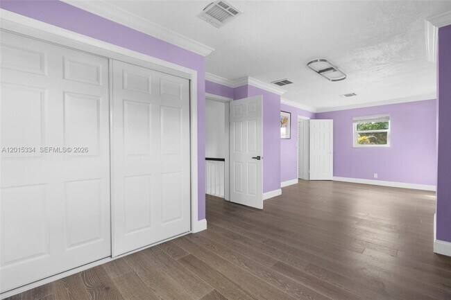 Building Photo - 7601 NW 82nd Terrace