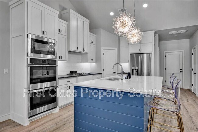 Building Photo - 7317 NW 159th Terrace