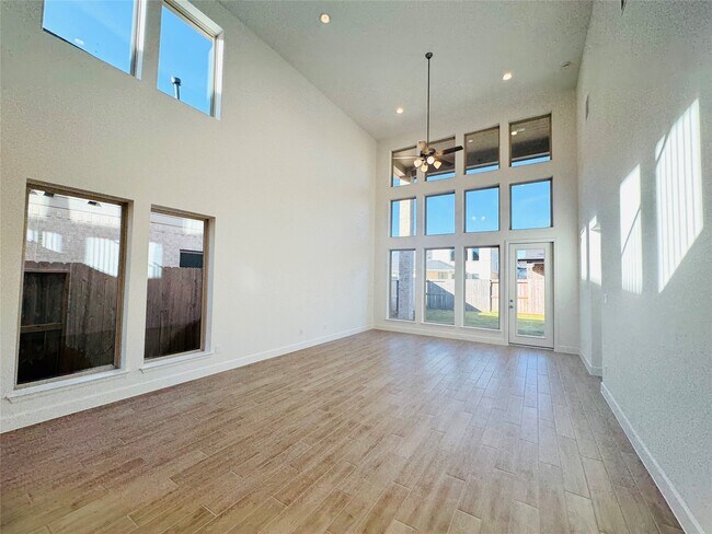 Building Photo - 4418 Noah Grv Ln