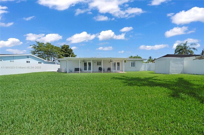 Building Photo - 13232 SW 52nd Terrace