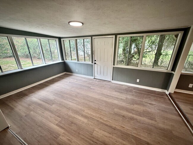 Building Photo - 5114 Old Canton Rd