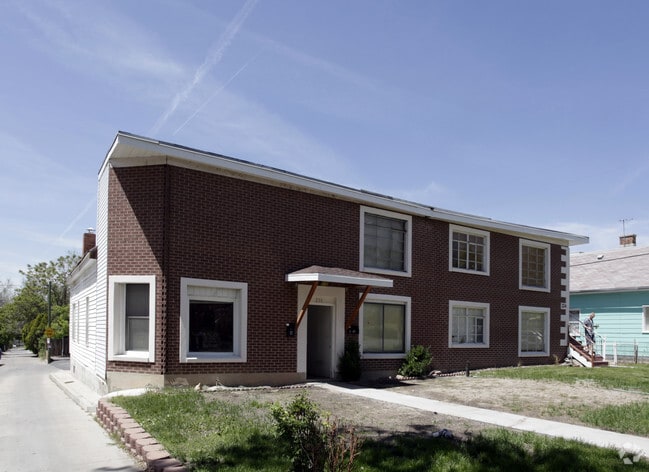 Building Photo - 224-228 S 900 E