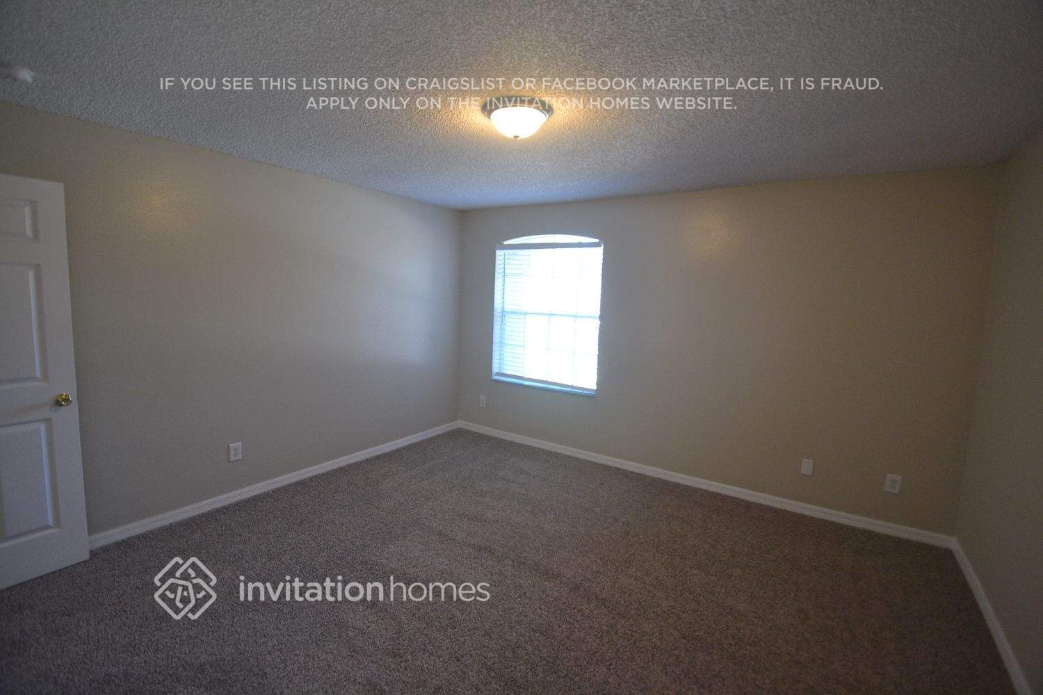 Building Photo - 388 Oak Springs Ct