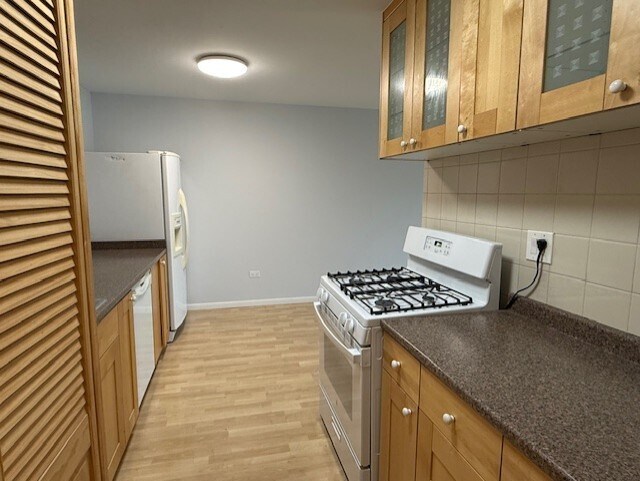 Building Photo - 8923 Knight Ave