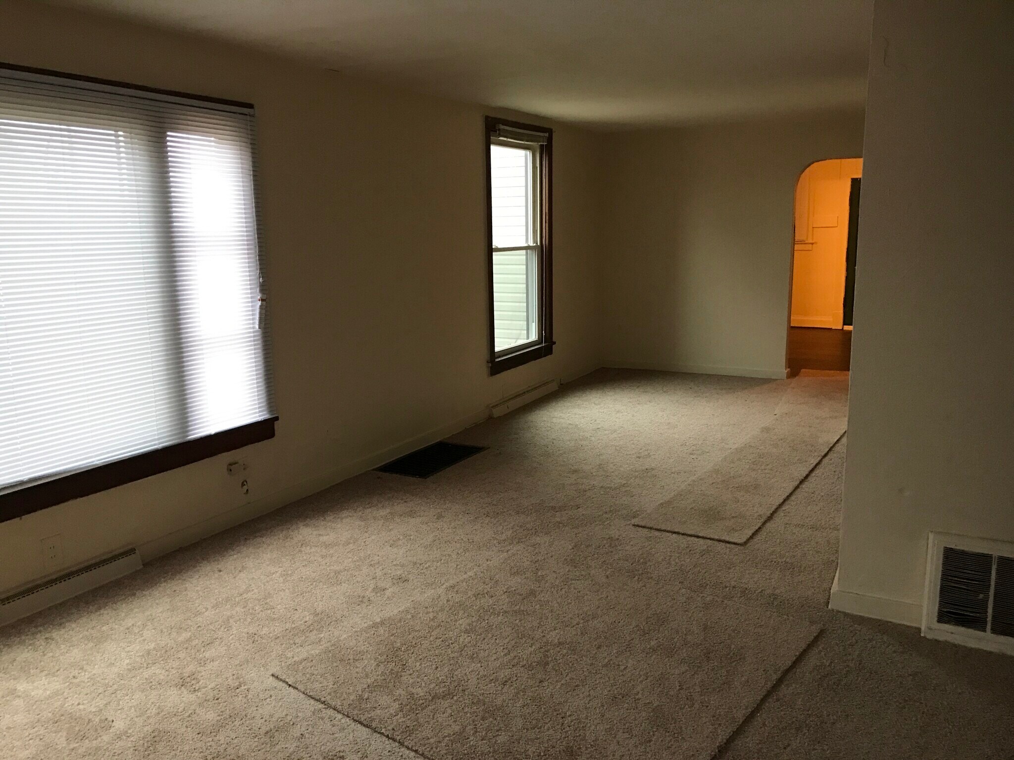 Building Photo - 603 Huffman St