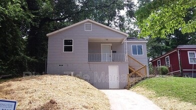 Building Photo - 1909 16th Ave N