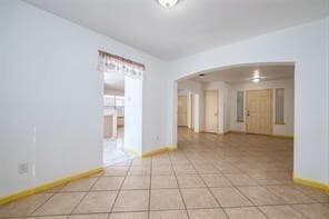 Building Photo - 14131 Beech Glen Dr