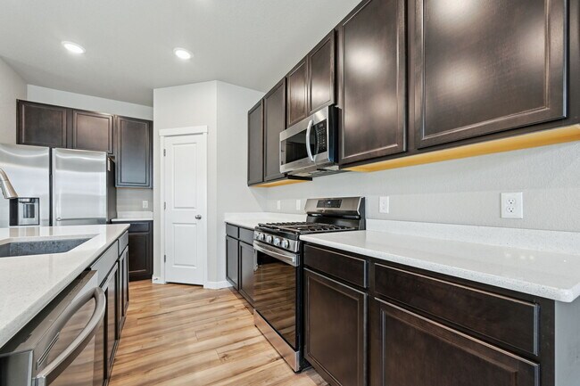 Building Photo - 8278 Turtle Lk Wy