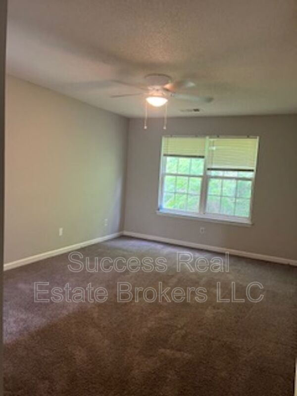 Building Photo - 5335 Willow Park Blvd