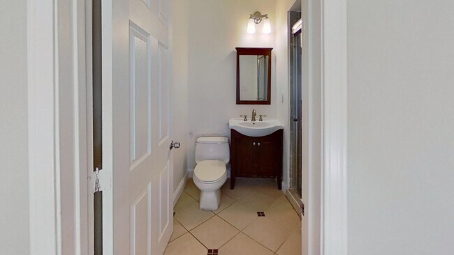 Building Photo - 3713 Justine Dr