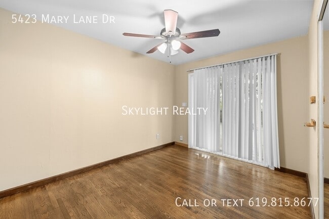 Building Photo - 5423 Mary Ln Dr