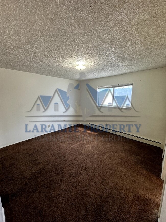 Building Photo - 1 Bed 1 Bath Apartment