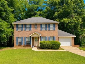 Building Photo - 335 Bent Tree Dr