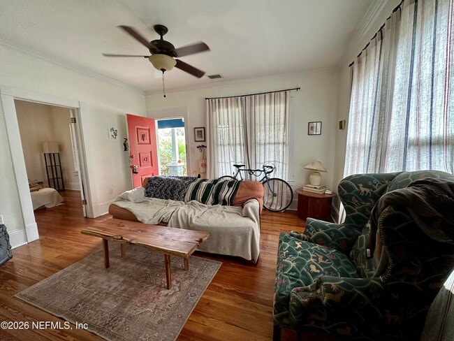 Building Photo - 3867 Herschel St