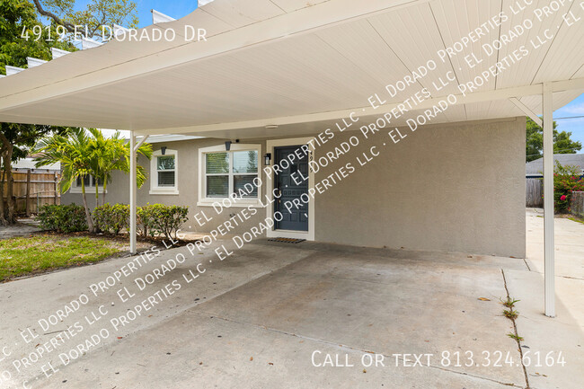 Building Photo - Fully renovated spacious 5 bedroom 2 baths...