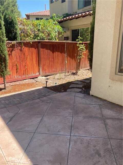 Building Photo - 31 Paseo Primero