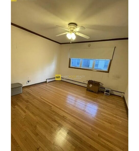Building Photo - 161 Otis St