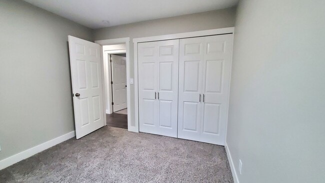 Building Photo - $1850 - 3BR/1BA Recently Updated House in ...
