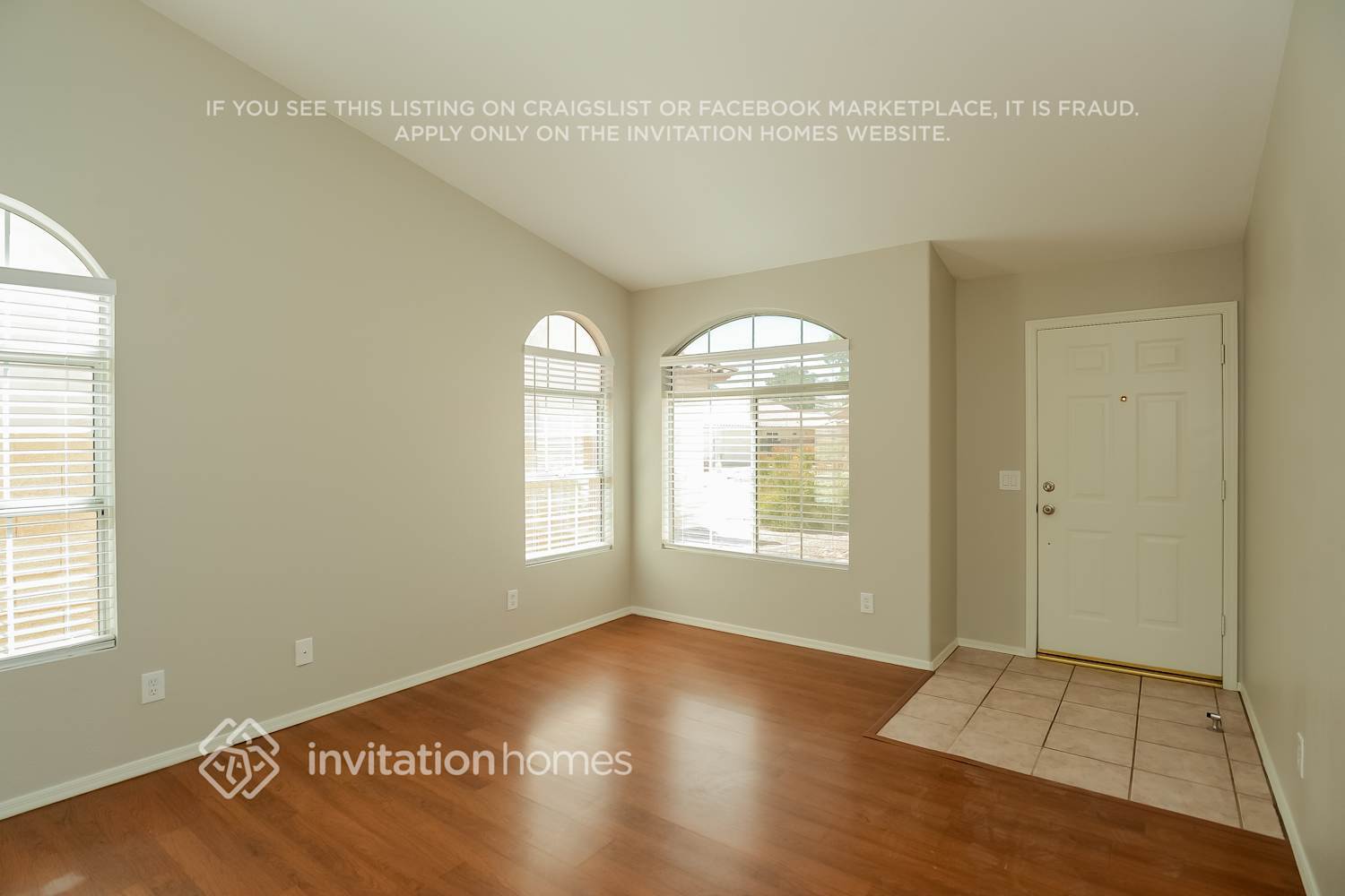 Building Photo - 1182 W Orchid Ln