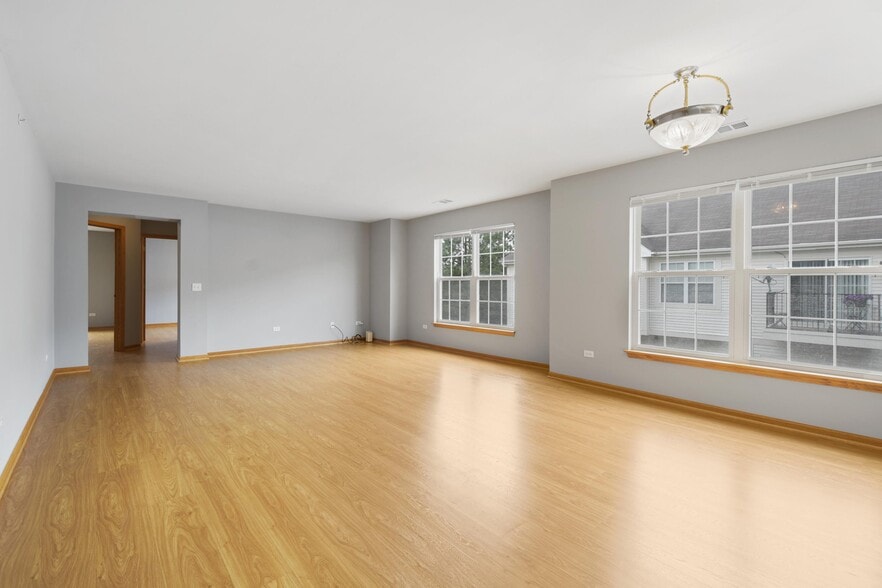 Building Photo - 680 Mill Cir