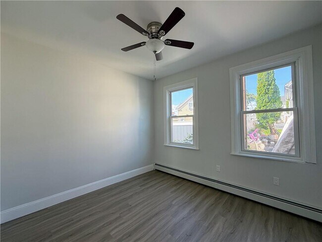 Building Photo - 52 Erastus St