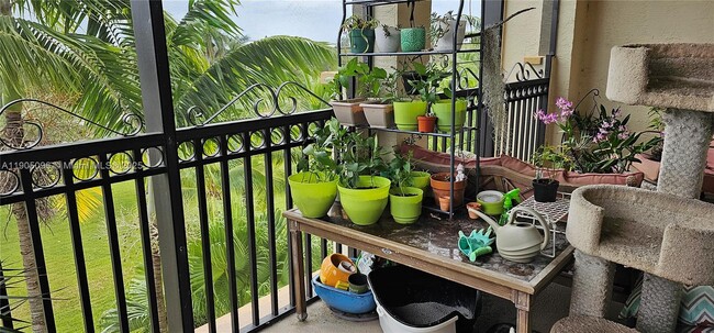 Building Photo - 3020 NW 125th Ave