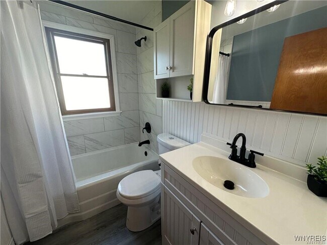 Building Photo - 40 Oehman Blvd