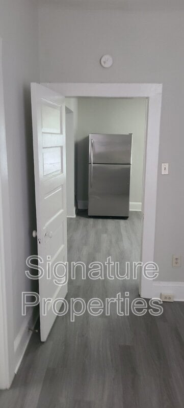 Building Photo - 5421 Blue Ridge Ave