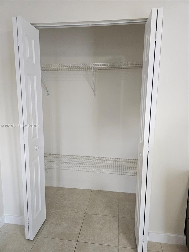 Building Photo - 6901 SW 95th Ave