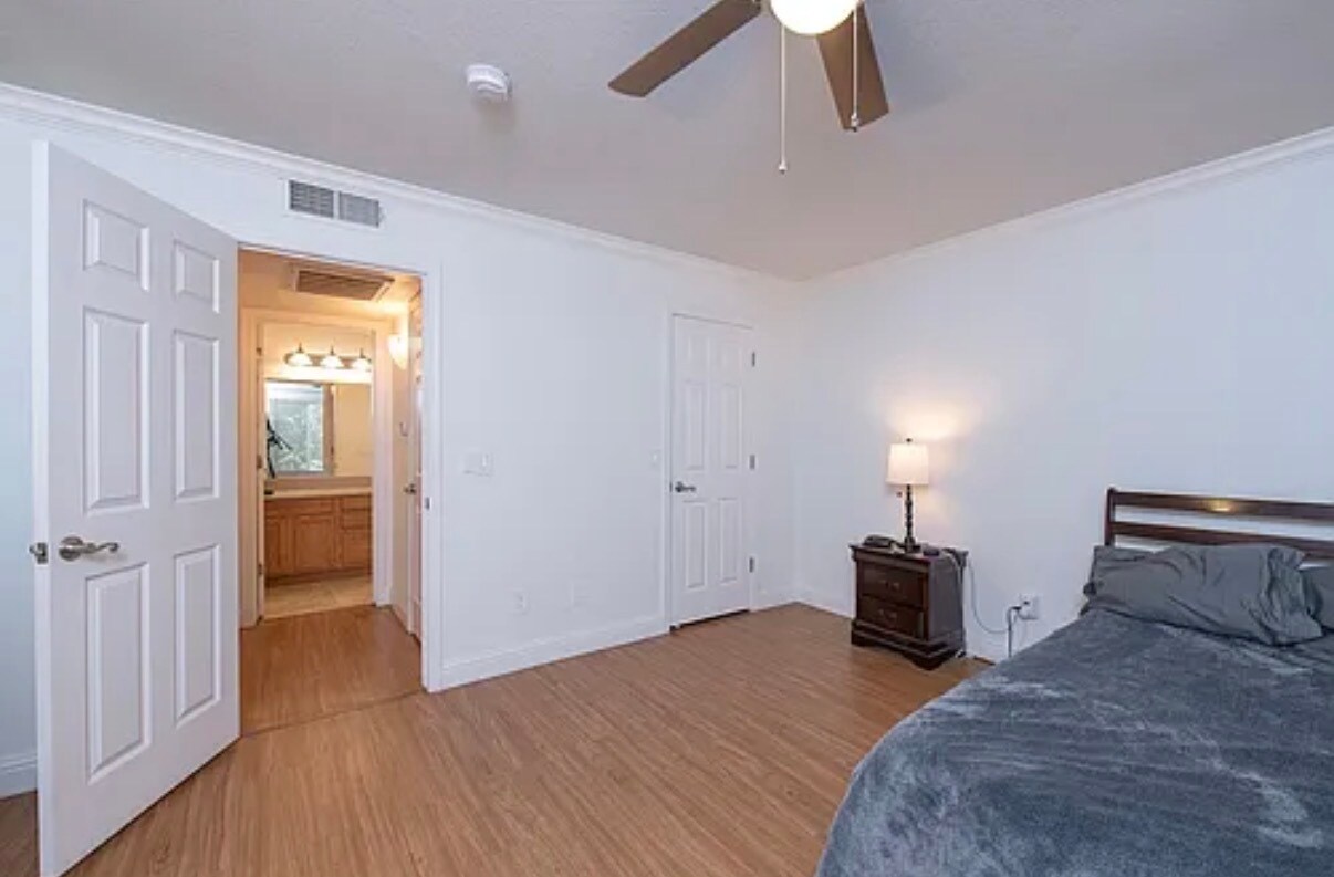 Building Photo - 2909 Huntington Blvd