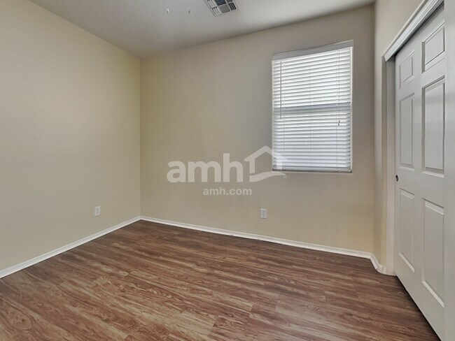 Building Photo - 8851 W Payson Rd