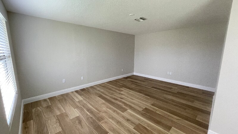 Building Photo - 3575 Montante Blvd