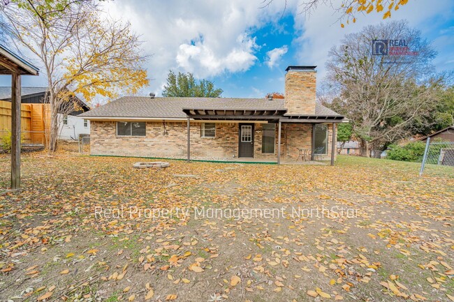 Building Photo - Charming Rockwall Home!