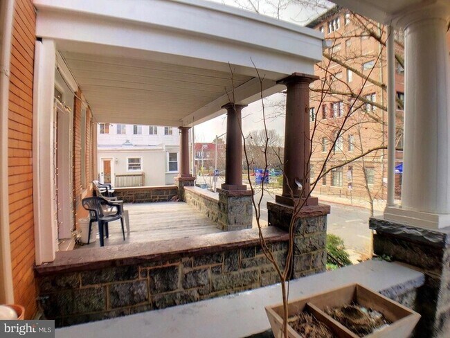 Building Photo - 3303 Guilford Ave